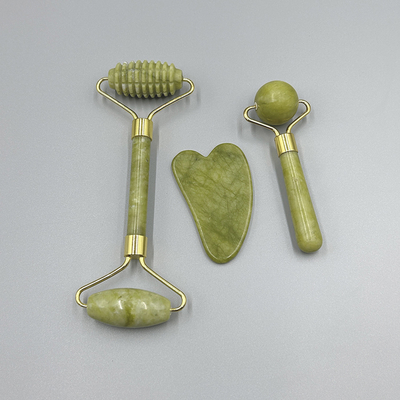 OEM/ODM Rose Quartz Jade Roller Facial Stone Massager Set con aceite de suero y Gunsha