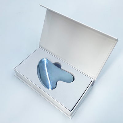 Área de objetivo del cuerpo Corazón de acero inoxidable Gua Sha para el levantamiento facial Globos de hielo Logotipo personalizado